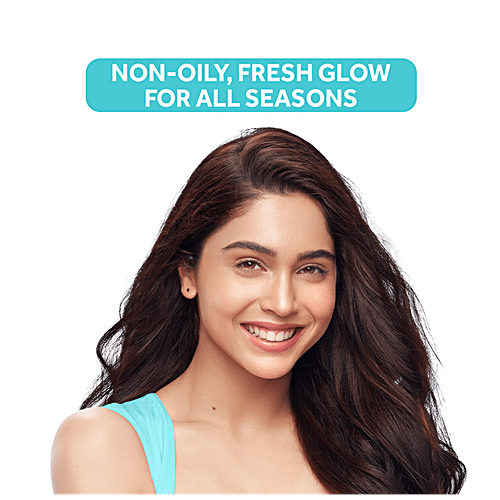 PONDS Light Moisturiser - With Vitamin E & Glycerine, For Non-Oily Fresh Feel 200 ml